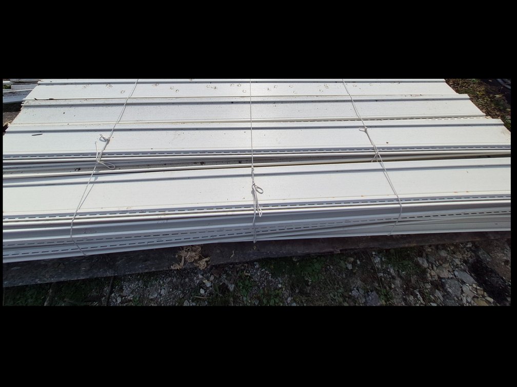 White Board and Batten Vertical Vinyl Siding Panels