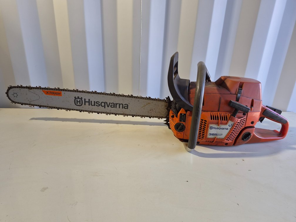 Husqvarna 385XP 85cc Gasoline Chainsaw with X-TOUGH Bar