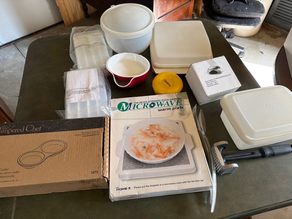 Microwave Cookware, Food Storage Containers, and Kitchenware