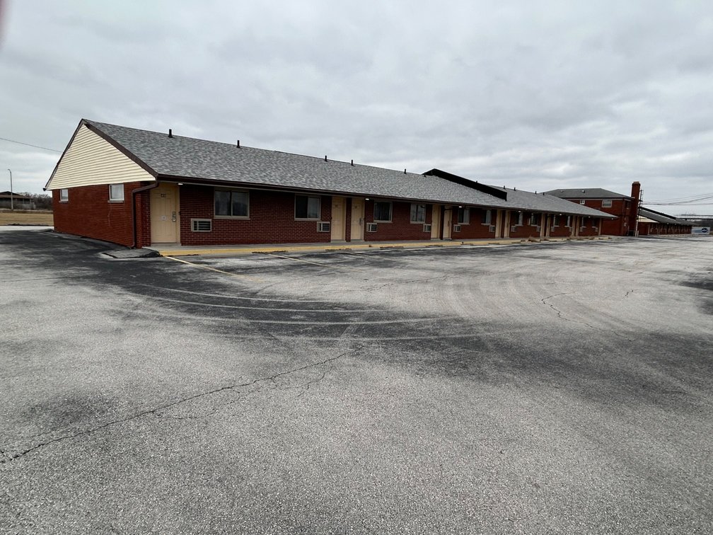 Image for 10+/- ACRES with Hotel and Buildings