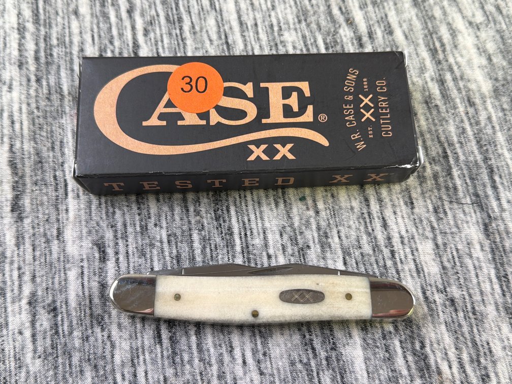 CASE XX NATURAL BONE SMOOTH MUSKRAT KNIFE