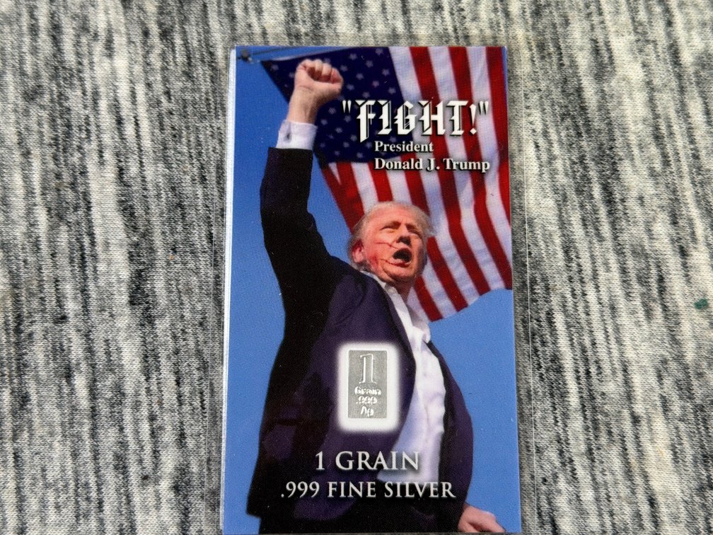 DONALD TRUMP 1GRAIN .999 SILVER