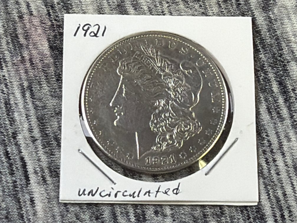 1921 S MORGAN SILVER DOLLAR