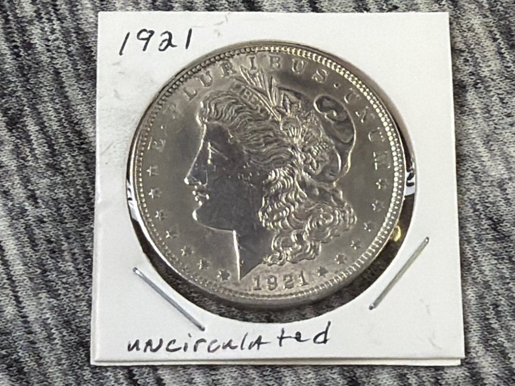 1921 MORGAN SILVER DOLLAR
