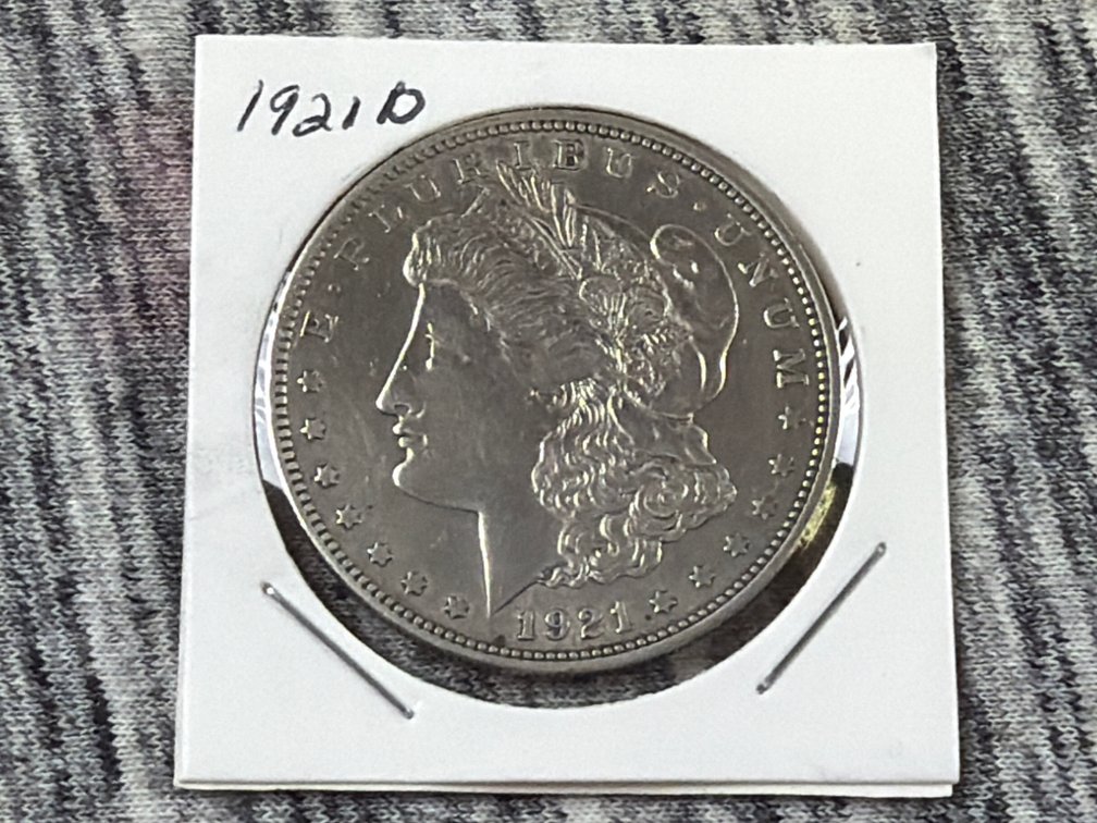 1921 D MORGAN SILVER DOLLAR
