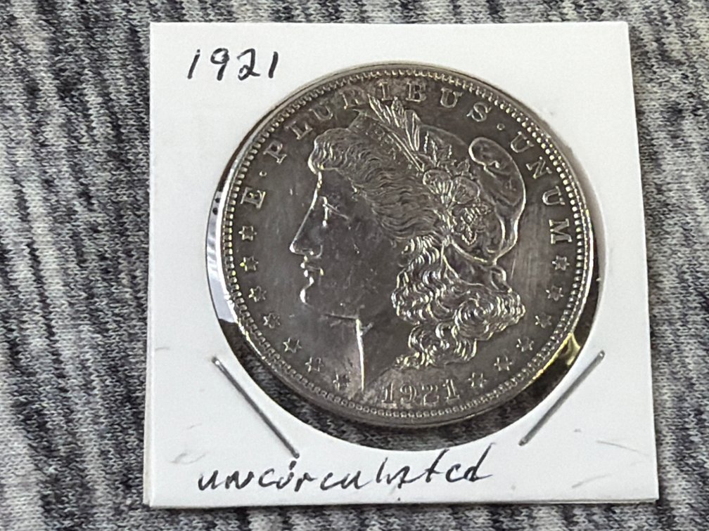 1921 MORGAN SILVER DOLLAR