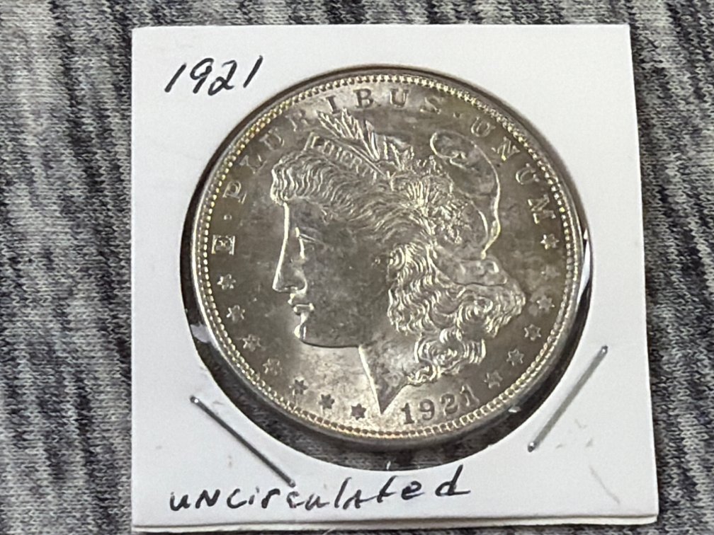 1921 MORGAN SILVER DOLLAR