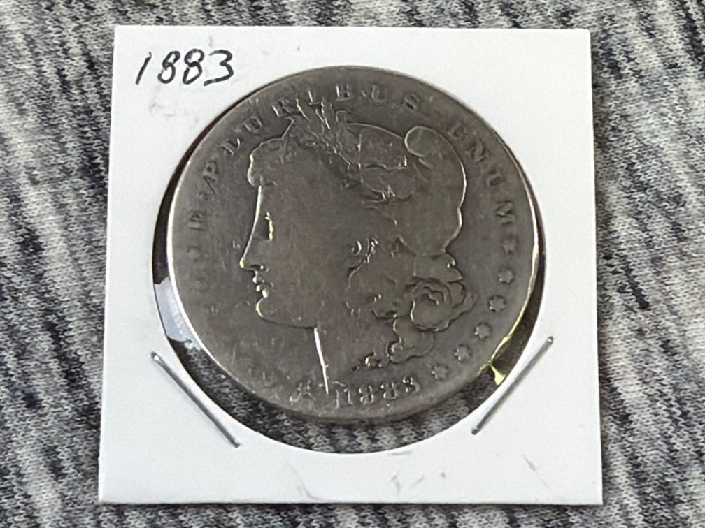 1883 MORGAN SILVER DOLLAR