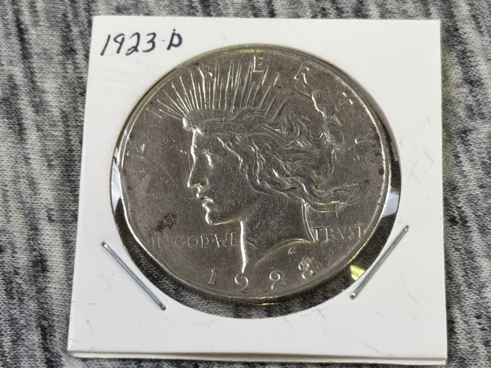 1923 D PEACE DOLLAR