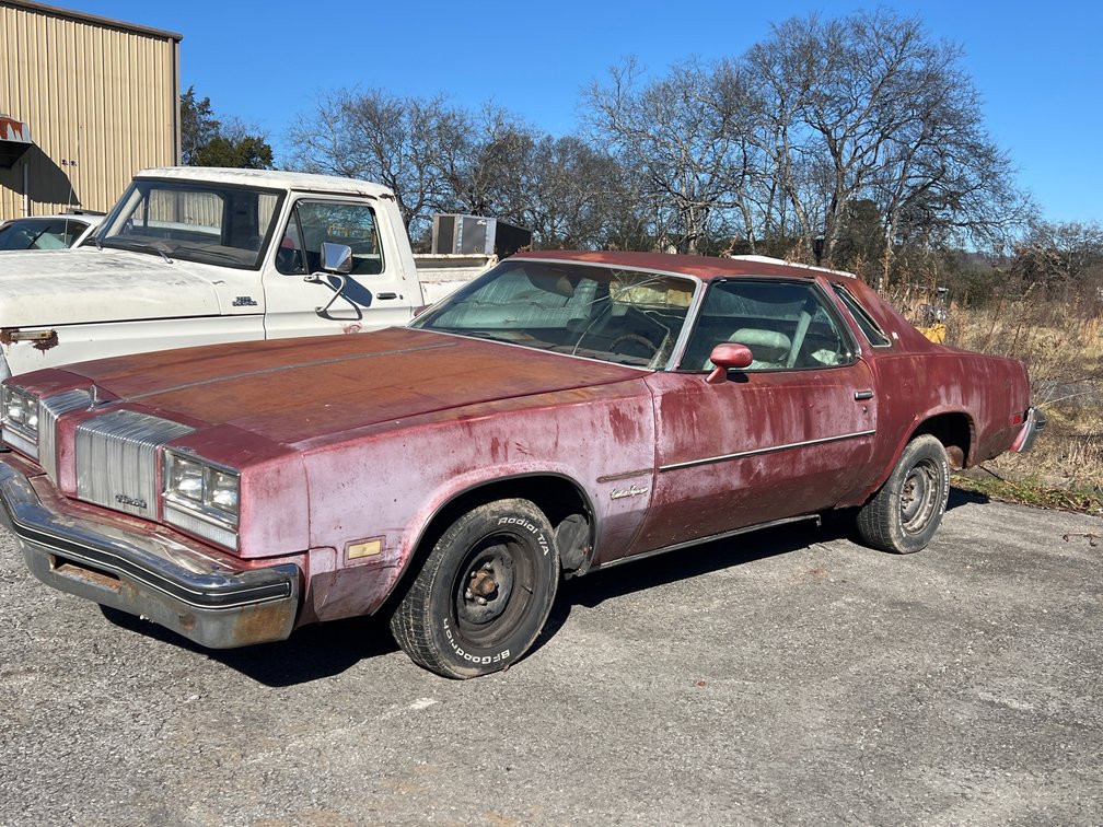 1977 OLDSMOBILE CUTLASS SUPREME