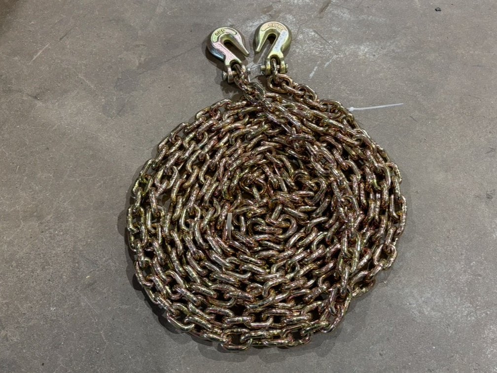 UNUSED G80 5/16” X 20’ CHAIN W/ 2 HOOKS