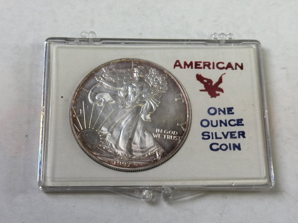 1997 AMERICAN SILVER EAGLE DOLLAR