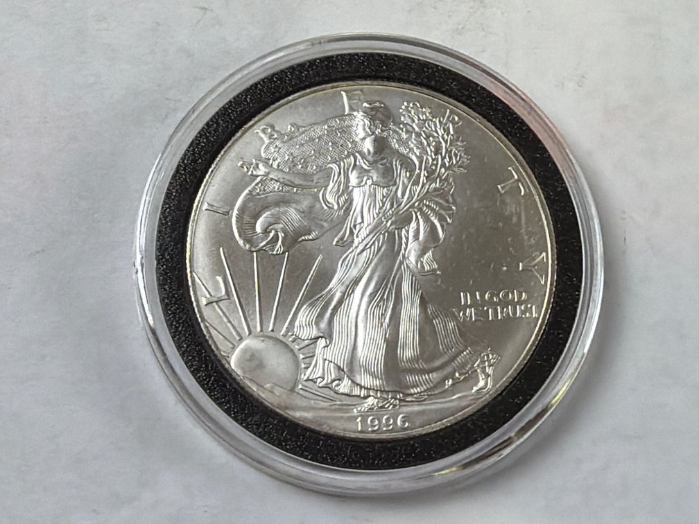 1996 AMERICAN SILVER EAGLE DOLLAR