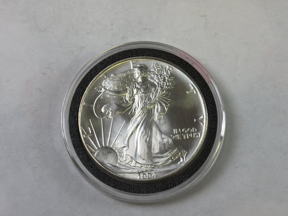 1994  AMERICAN SILVER EAGLE DOLLAR