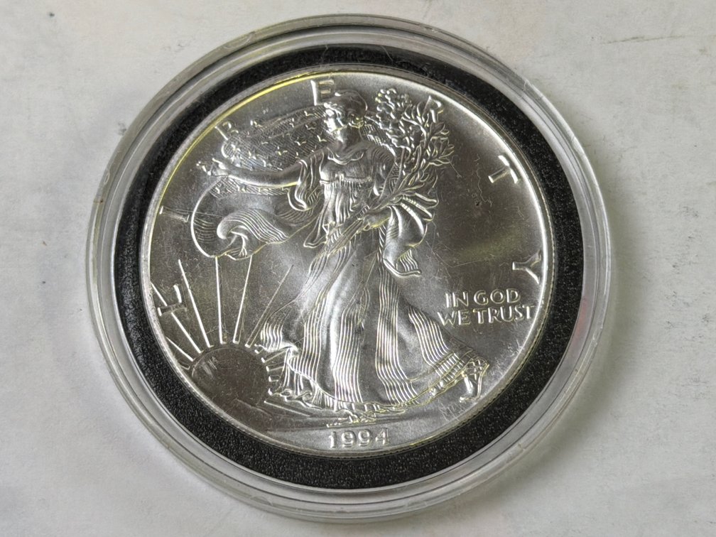 1994  AMERICAN SILVER EAGLE DOLLAR
