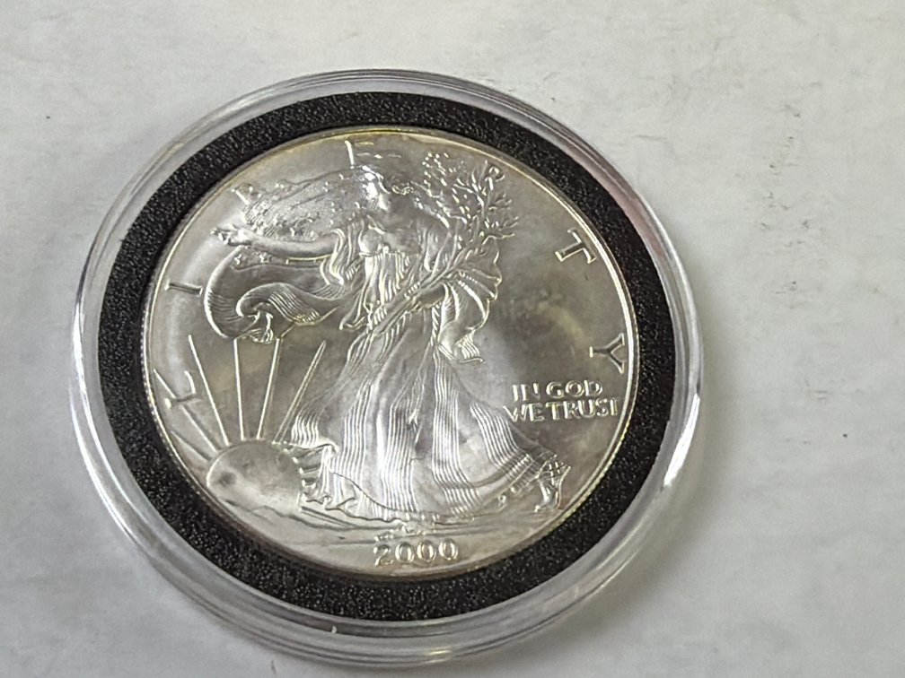 2000  AMERICAN SILVER EAGLE DOLLAR