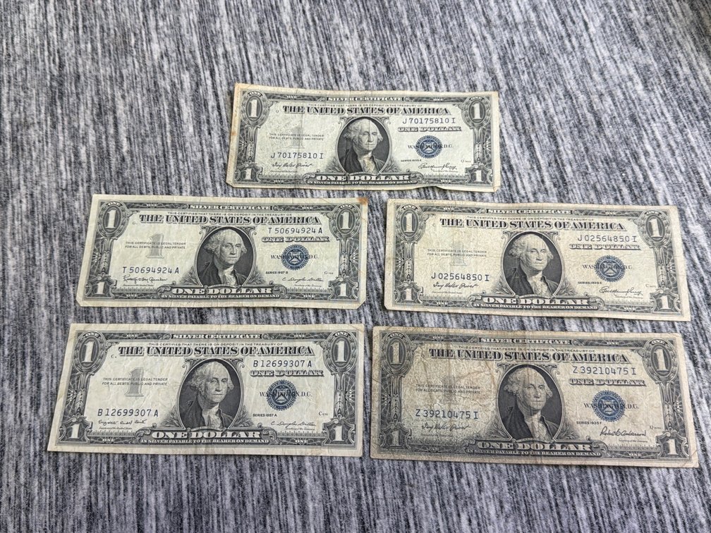 (5) SILVER CERTIFICATES