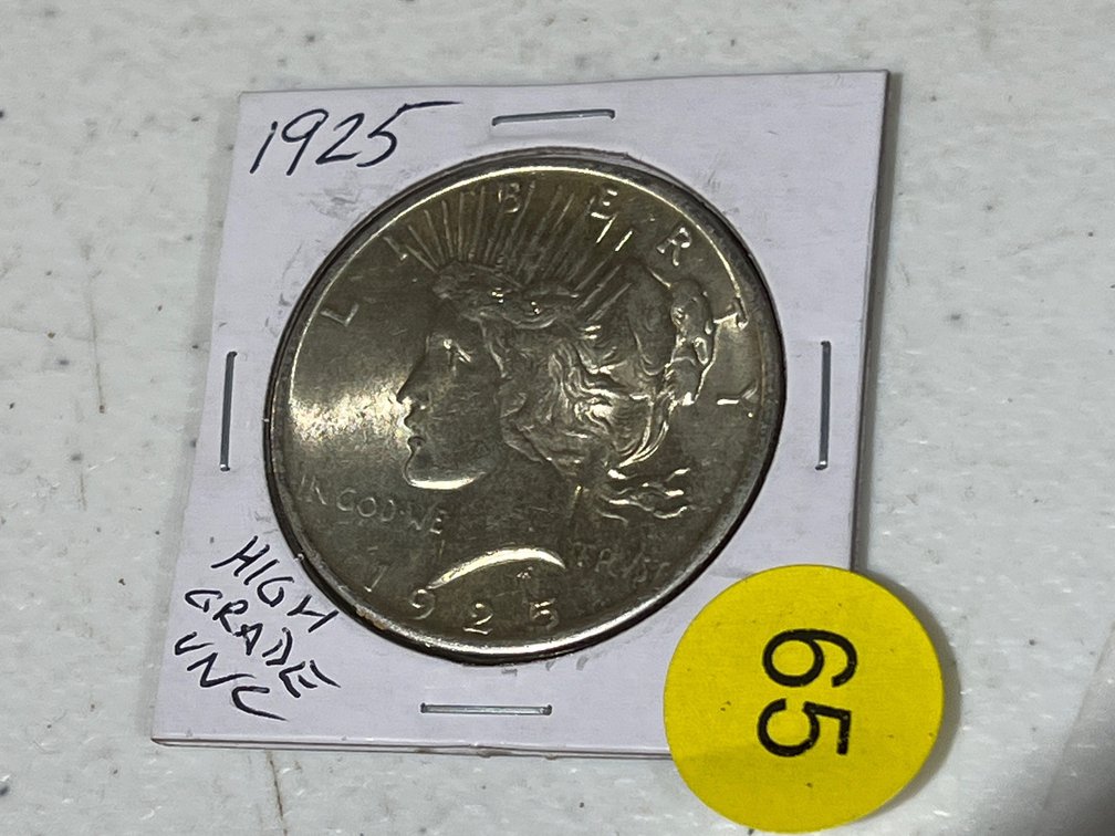 1925 SILVER PEACE DOLLAR