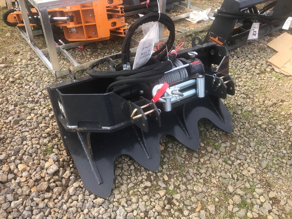 SKID STEER 15k WINCH