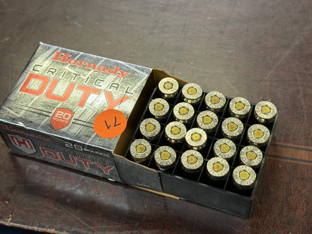 20 ROUNDS OF HORNADY 45 AUTO AMMO