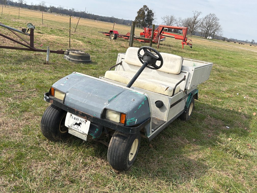 CLUB CAR