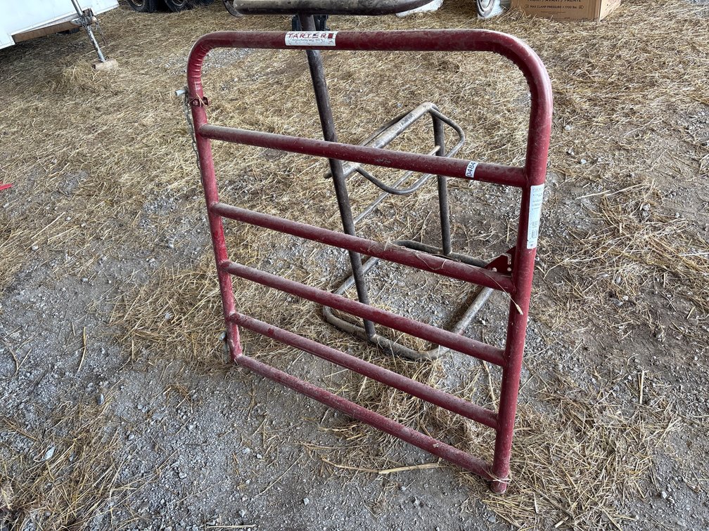 (1) TARTER 4’ 6 BAR GATE