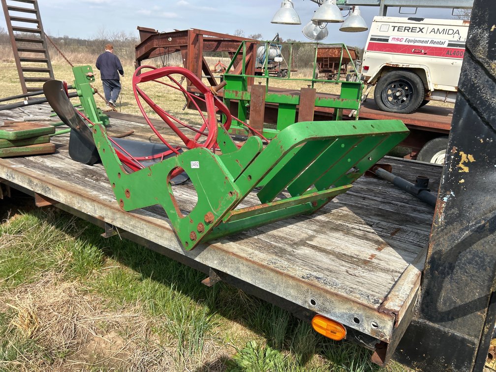 JOHN DEERE BUMPER GUARD