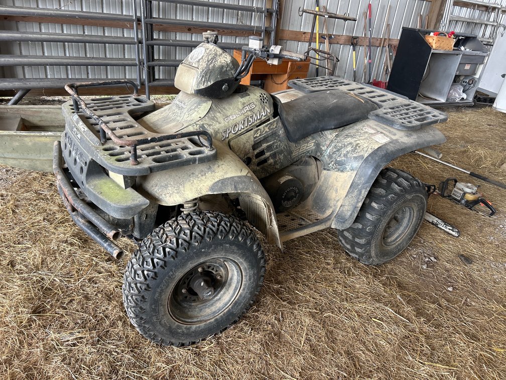 POLARIS SPORTSMAN 4X4 ATV