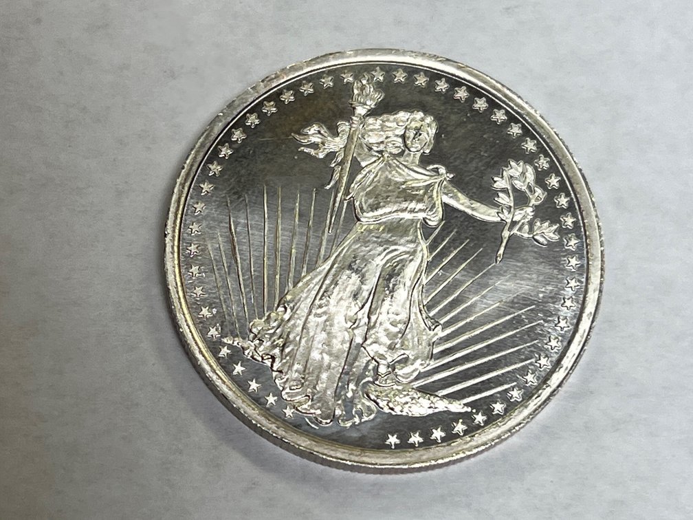 1 OZ SILVER ROUND