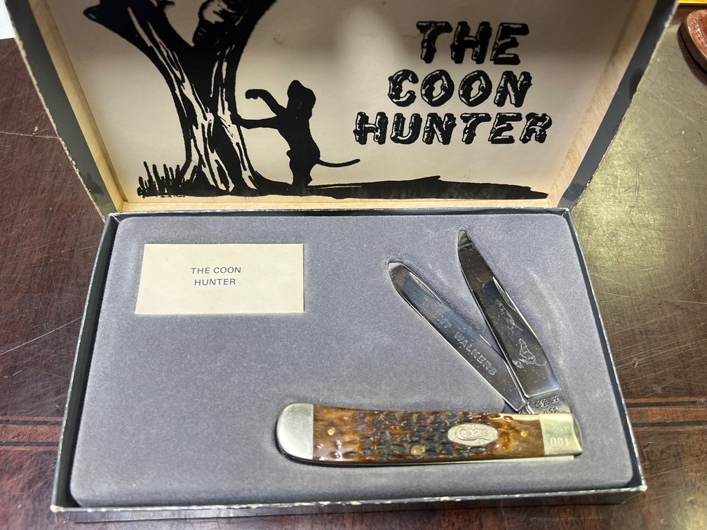 CASE XX THE COON HUNTER KNIFE