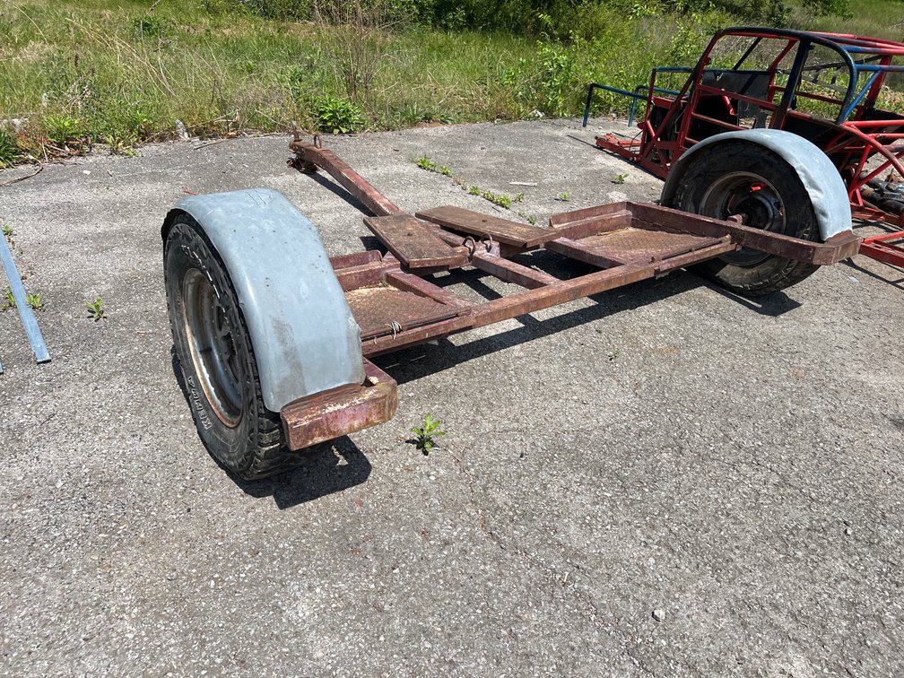 HEAVY DUTY FULL SIZE TOW DOLLY