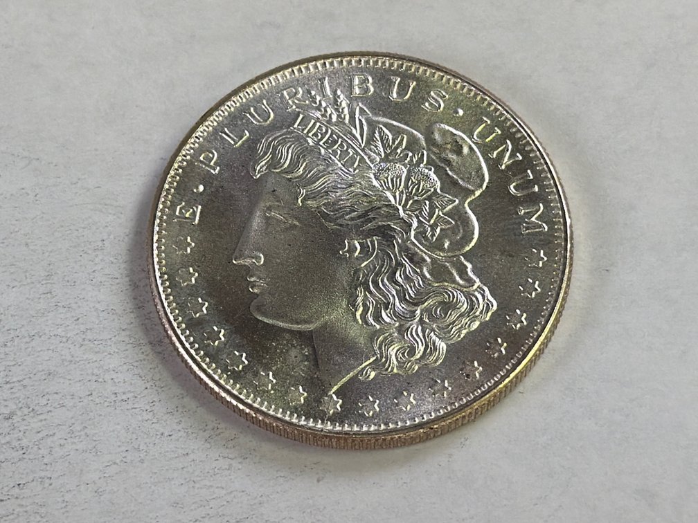 MORGAN ONE OUNCE SILVER ROUND