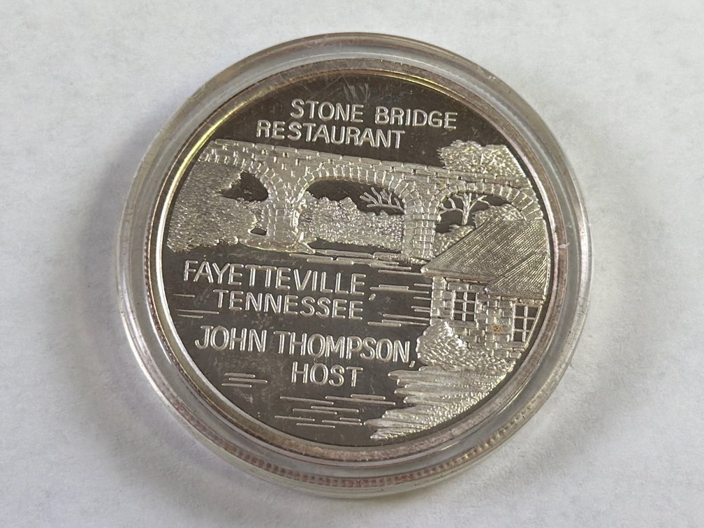 STONE BRIDGE ONE OUNCE SILVER ROUND