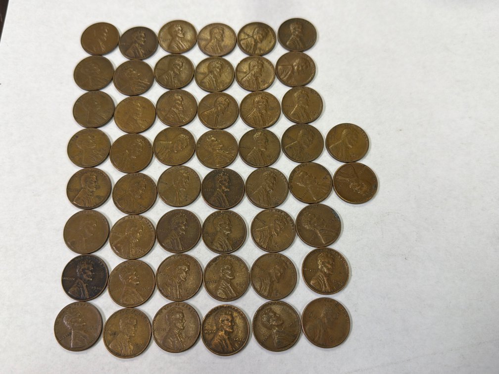 (3) 1946 WHEAT PENNIES