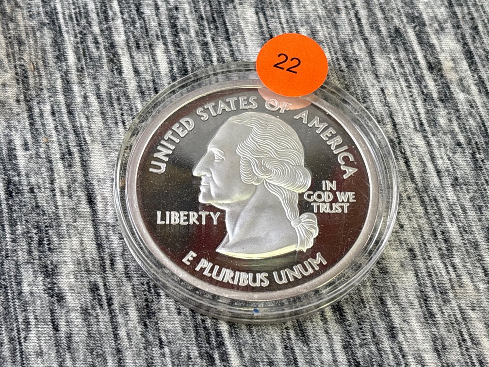 1/4 POUND SILVER QUARTER COMMEMORATIVE ROUND