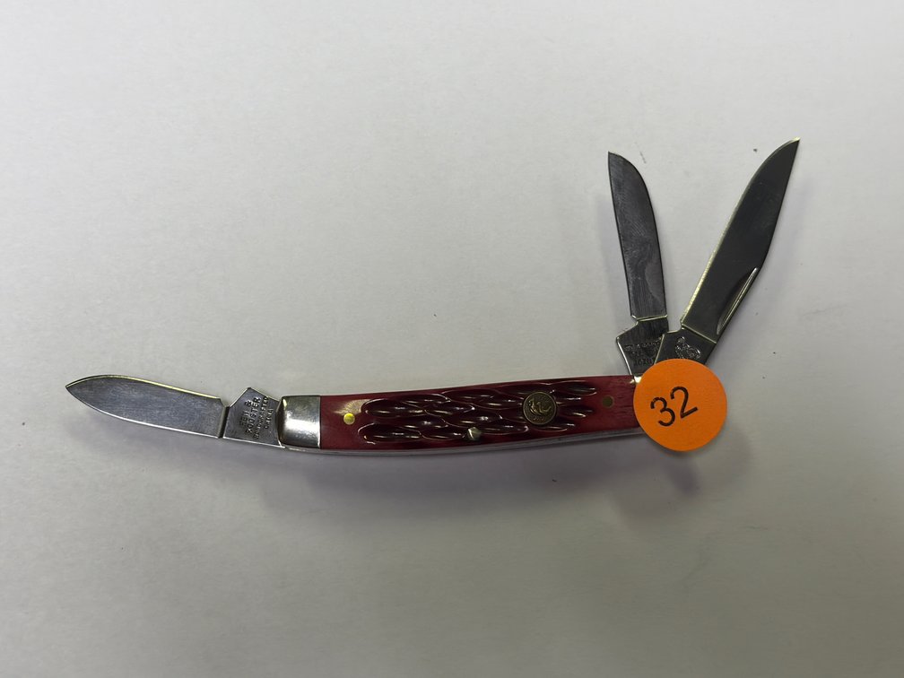 HEN AND ROOSTER KNIFE