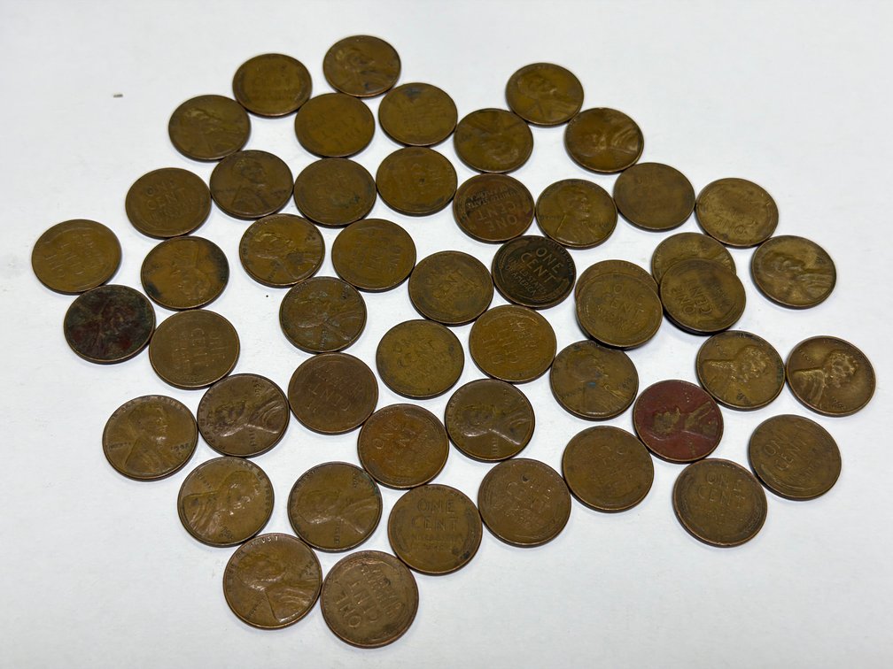 (50) 1952 PENNIES