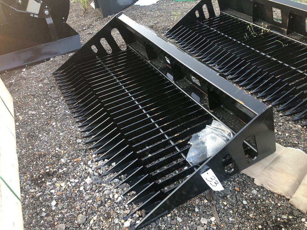 78” SKELETON ROCK BUCKET