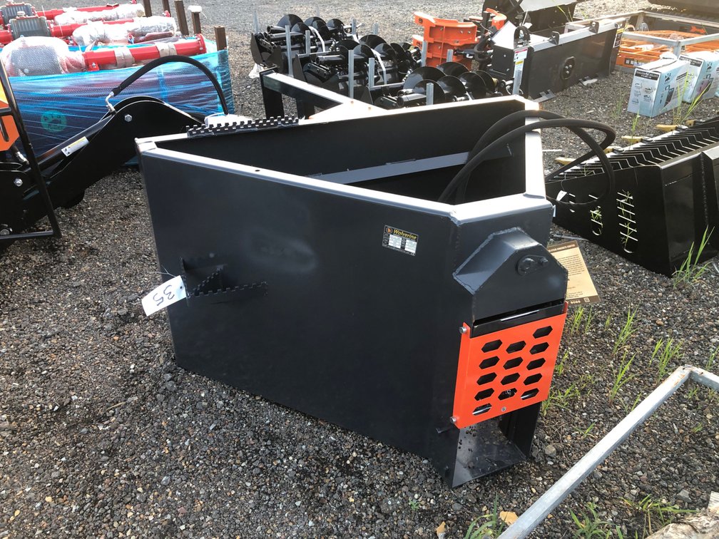 SKID STEER CONCRETE HYDRAULIC CHUTER
