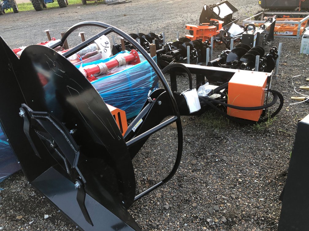 HYDRAULIC SIDE ARM CUTTER