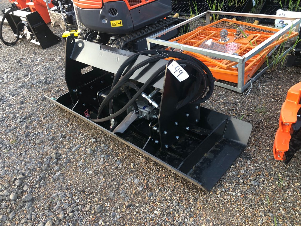 72” VIBRATING PLATE COMPACTOR