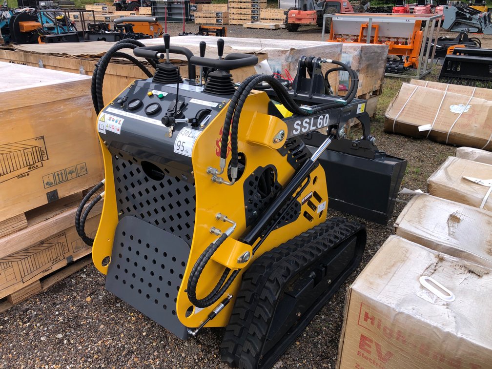 SSL 60 MINI SKID STEER