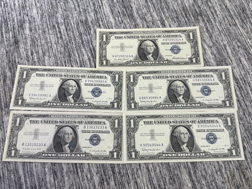 (5) $1 BLUE SEAL SILVER CERTIFICATES