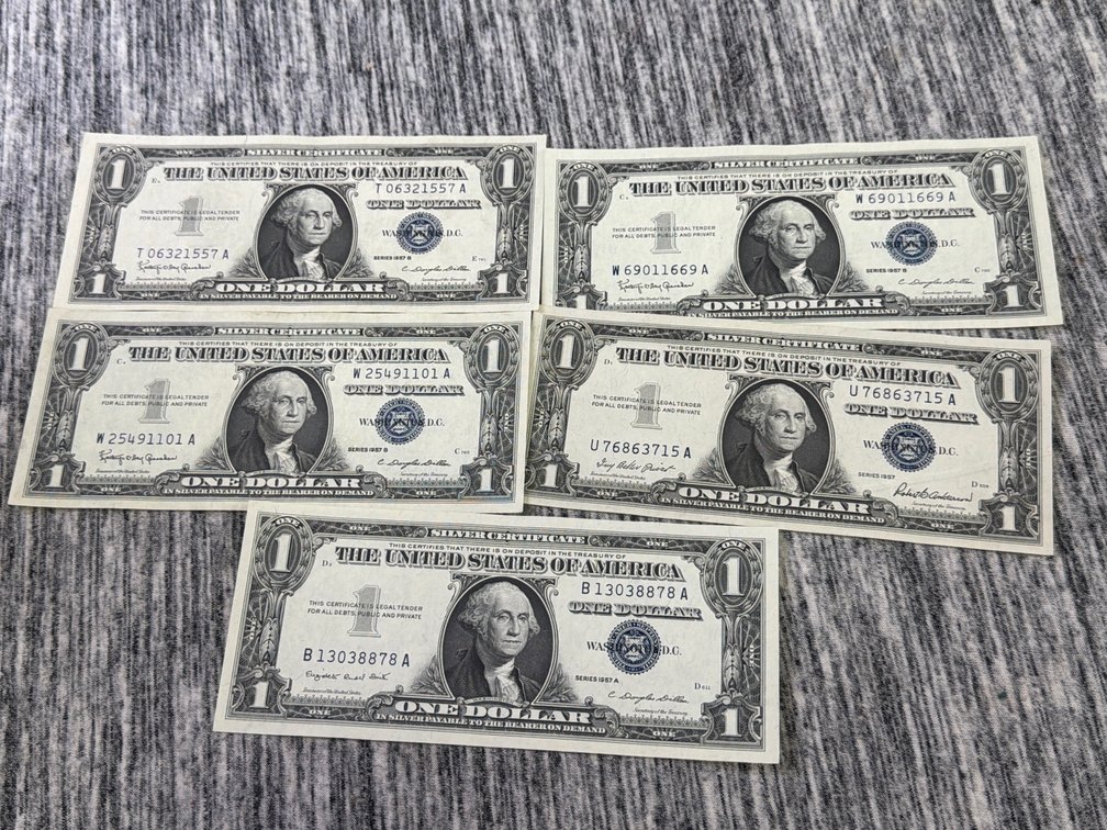 (5) $1 BLUE SEAL SILVER CERTIFICATES