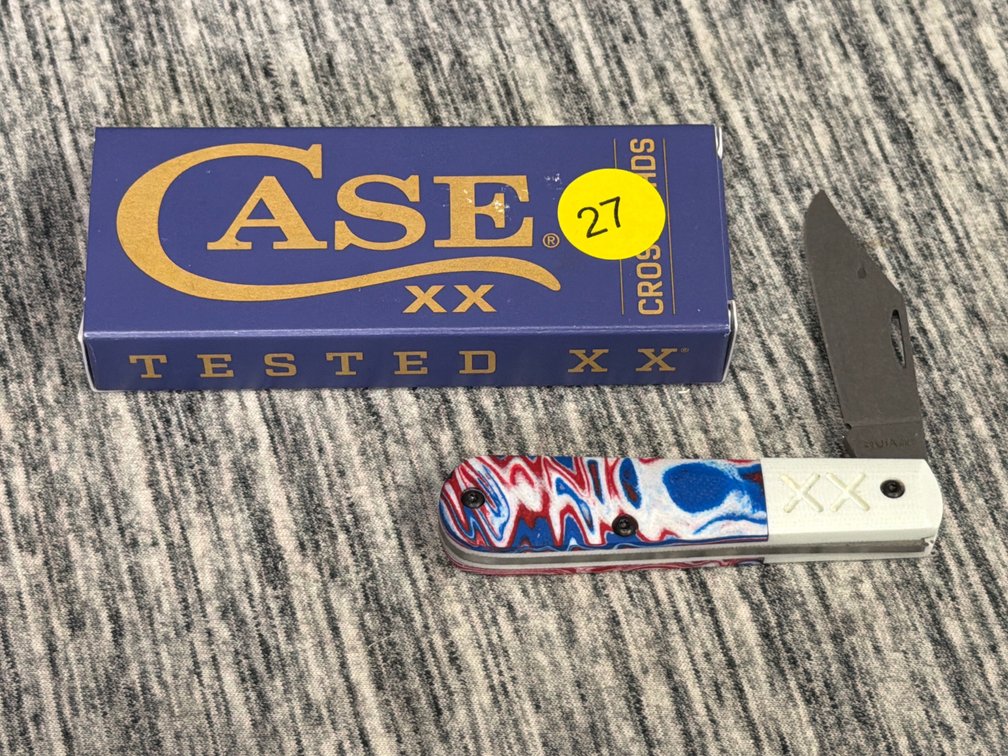 CASE XX RED/WHITE/BLUE BURL W/WHITE G-10 SMOOTH XR BARLOW KNIFE