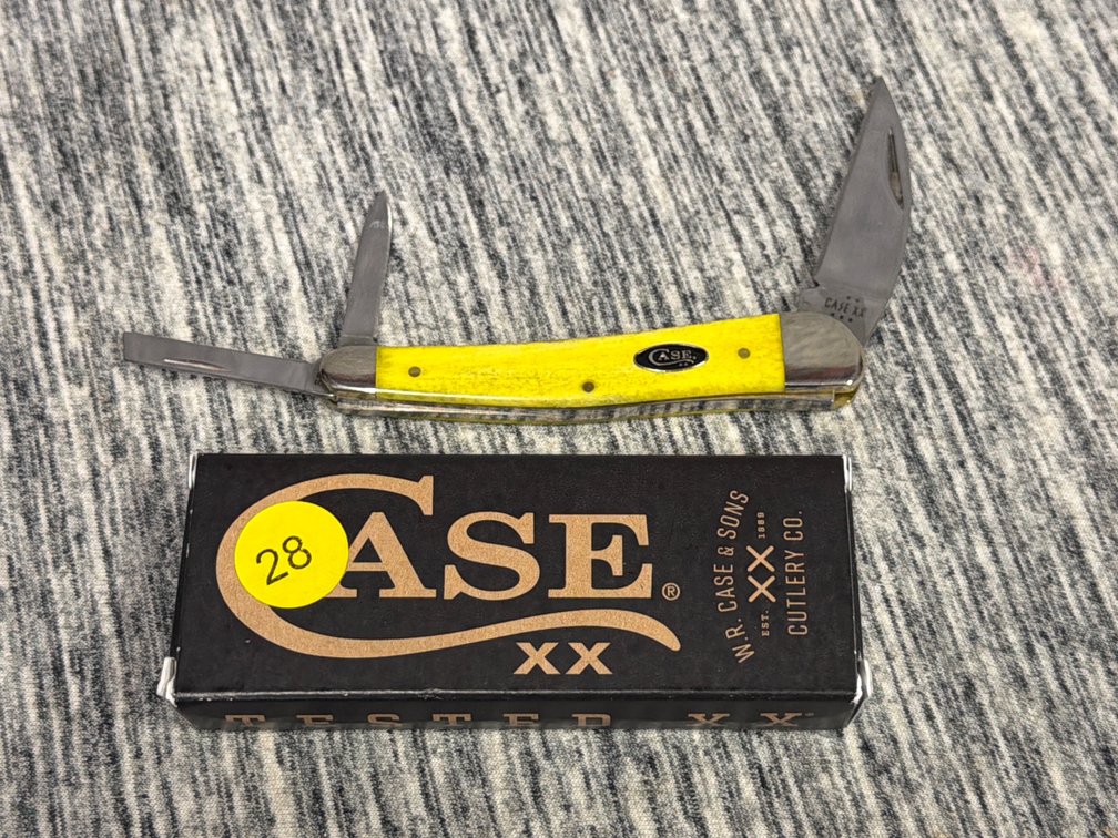 CASE XX YELLOW BONE SMOOTH SEAHORSE WHITTLER KNIFE