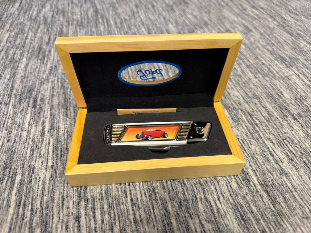 1932 FORD STREET ROD KNIFE