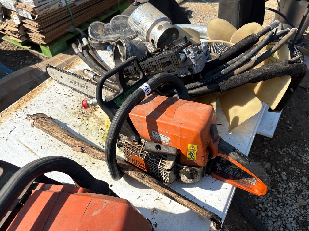 STIHL MS 250 CHAINSAW