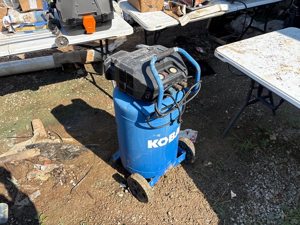 KOBALT AIR COMPRESSOR