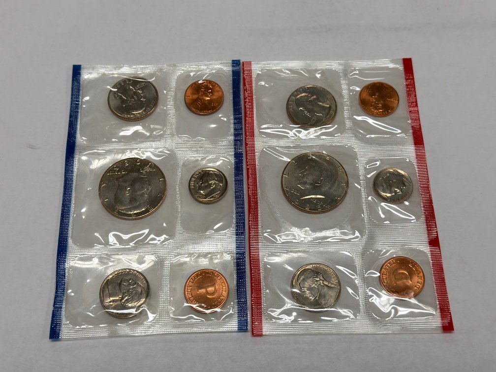 1985 US MINT UNCIRCULATED COIN SET